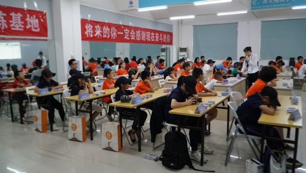 儿童组与少年组赛场.jpg